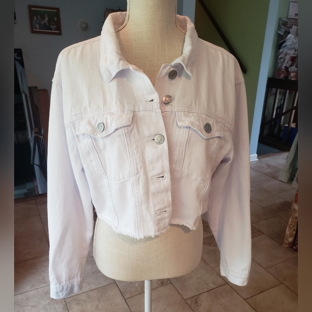 Cropped jean jacket